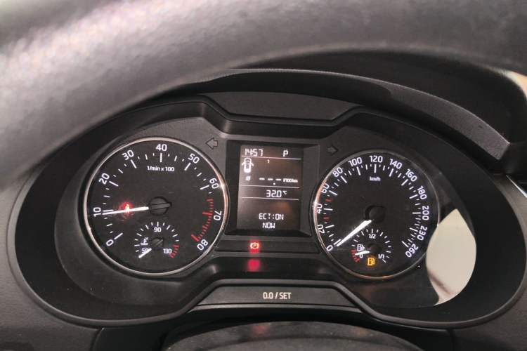 Used Skoda Octavia 2016 1.6L Automatic Chuanxing Edition Instrument Cluster