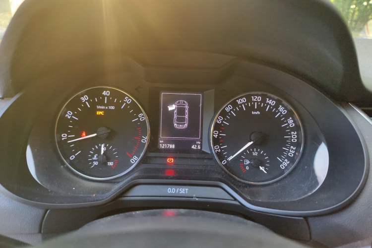Used Skoda Octavia 2016 1.6L Automatic Smart Drive Edition Instrument Cluster