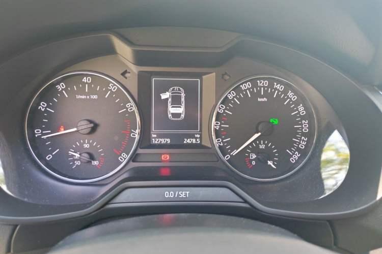 Used Skoda Octavia 2016 TSI280 DSG Smart Drive Edition Instrument Cluster