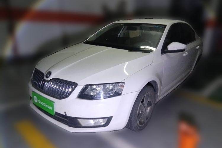Used Skoda Octavia 2016 1.6L Automatic Chuanxing Edition Guazi used car, China used car export, Used car for sale, Used  cars, Cheapest cars for sale