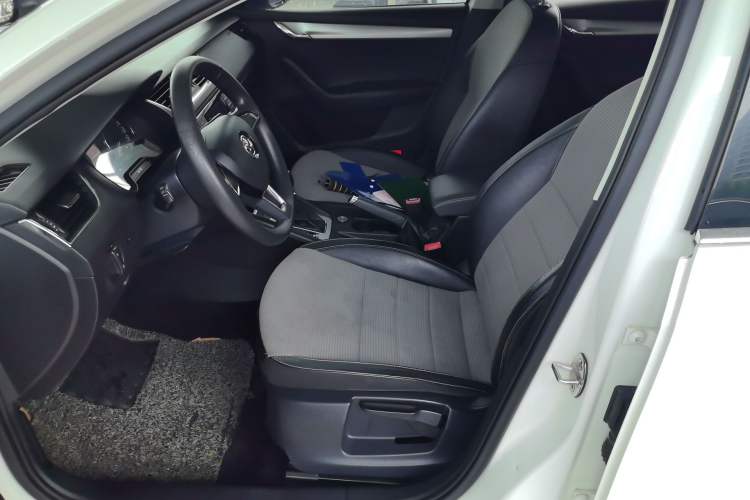 Used Skoda Octavia 2016 1.6L Automatic Chuanxing Edition Left Front Seat