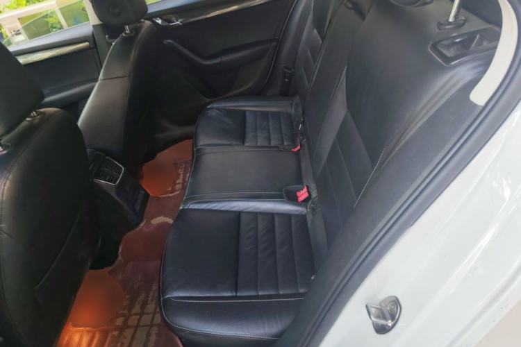 Used Skoda Octavia 2016 1.6L Automatic Smart Drive Edition Left Rear Seat