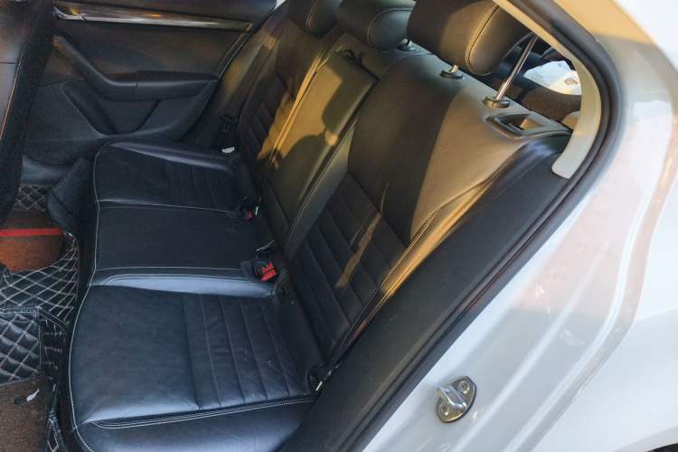 Used Skoda Octavia 2016 1.6L Automatic Smart Drive Edition Left Rear Seat