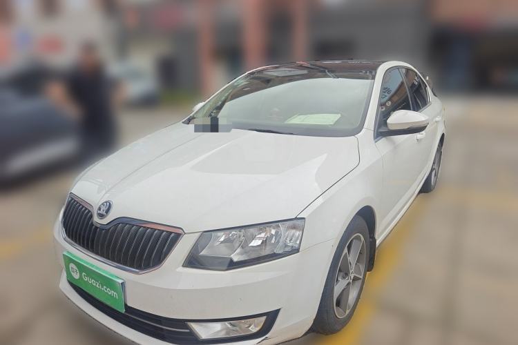 Used Skoda Octavia 2016 1.6L Manual Smart Drive Version Guazi used car, China used car export, Used car for sale, Used cars, Cheapest cars for sale