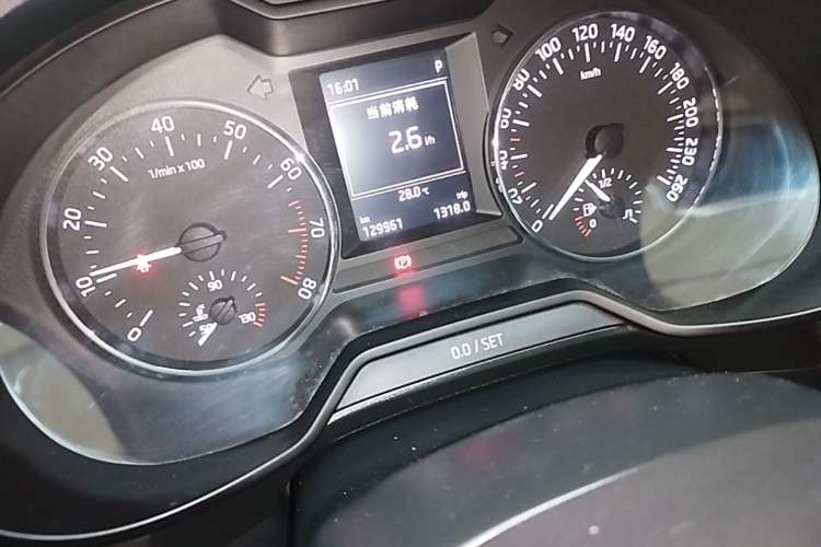Used Skoda Octavia 2016 1.6L Automatic Smart Drive Edition Odometer Close Up