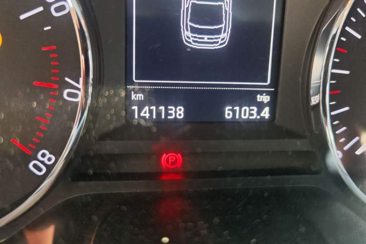 Used Skoda Octavia 2016 1.6L Automatic Smart Drive Edition Odometer Close Up