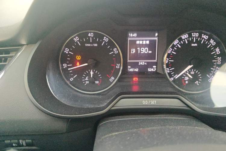 Used Skoda Octavia 2016 1.6L Automatic Smart Drive Edition Odometer Close Up