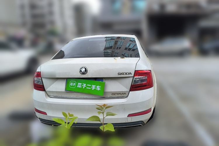Used Skoda Octavia 2016 1.6L Automatic Smart Drive Edition Rear