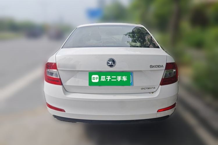 Used Skoda Octavia 2016 1.6L Automatic Chuanxing Edition Rear