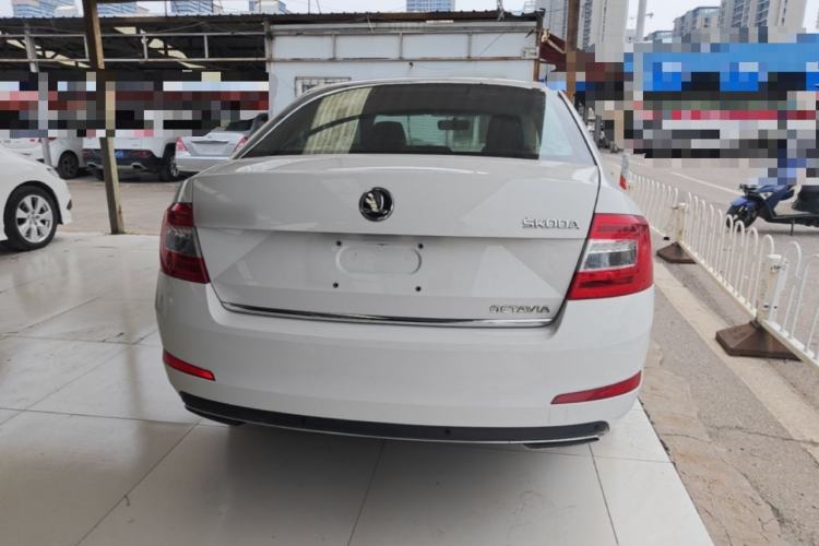 Used Skoda Octavia 2016 1.6L Automatic Smart Drive Edition Rear