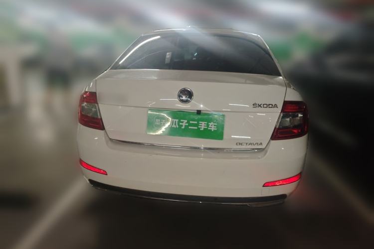 Used Skoda Octavia 2016 1.6L Automatic Smart Drive Edition Rear