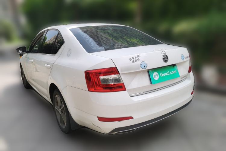 Used Skoda Octavia 2016 1.6L Automatic Smart Drive Edition Rear Left 45 Deg