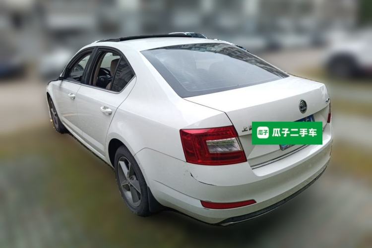 Used Skoda Octavia 2016 1.6L Automatic Smart Drive Edition Rear Left 45 Deg