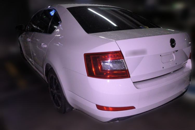 Used Skoda Octavia 2016 1.6L Automatic Smart Drive Edition Rear Left 45 Deg