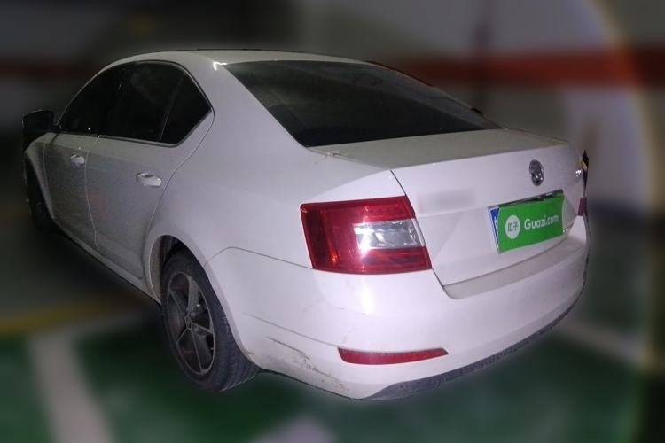 Used Skoda Octavia 2016 1.6L Automatic Chuanxing Edition Rear Left 45 Deg
