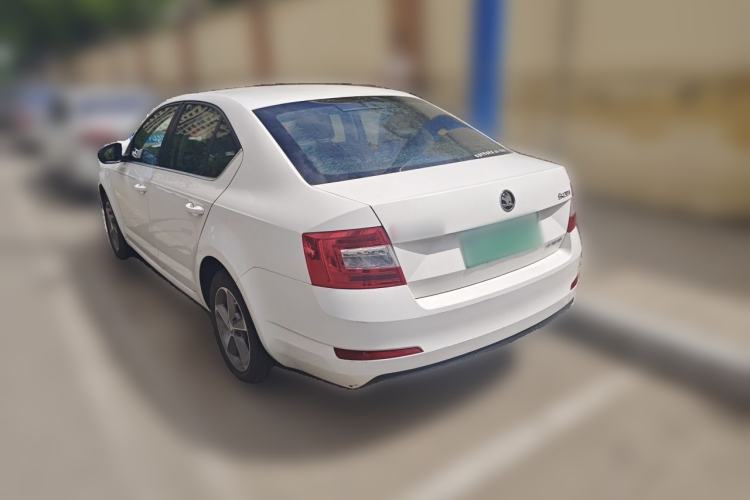 Used Skoda Octavia 2016 1.6L Automatic Chuanxing Edition Rear Left 45 Deg