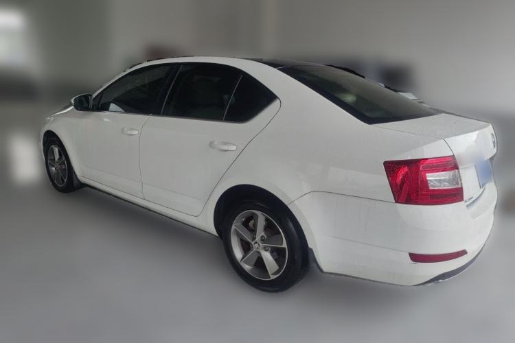 Used Skoda Octavia 2016 TSI280 DSG Smart Drive Edition Rear Left 45 Deg