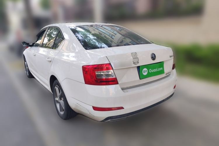 Used Skoda Octavia 2016 1.6L Automatic Smart Drive Edition Rear Left 45 Deg