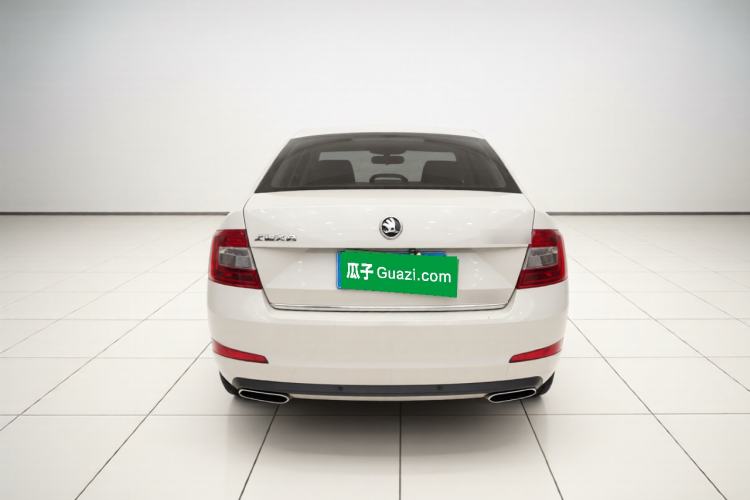 Used Skoda Octavia 2016 1.6L Automatic Smart Drive Edition Rear