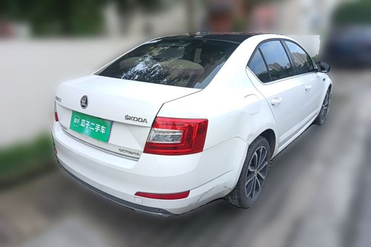 Used Skoda Octavia 2016 TSI280 DSG Smart Drive Edition Rear Right 45 Deg
