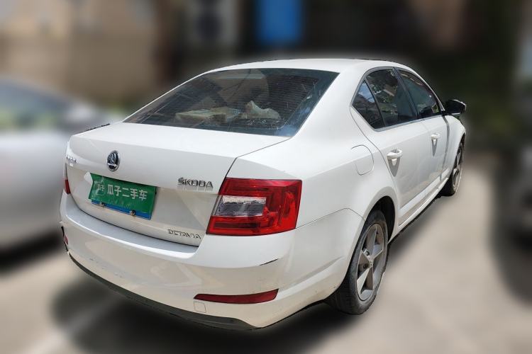 Used Skoda Octavia 2016 1.6L Automatic Chuanxing Edition Rear Right 45 Deg