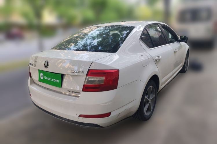 Used Skoda Octavia 2016 1.6L Automatic Smart Drive Edition Rear Right 45 Deg