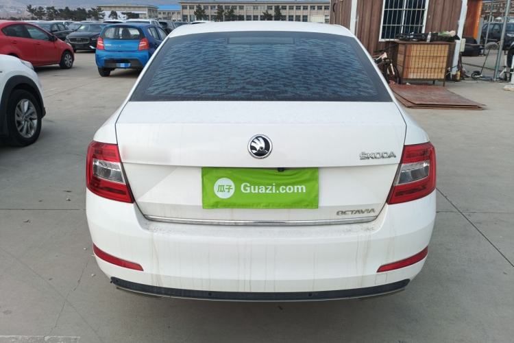 Used Skoda Octavia 2016 1.6L Automatic Smart Drive Edition Rear