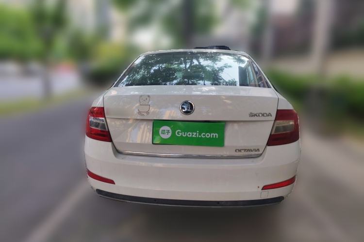 Used Skoda Octavia 2016 1.6L Automatic Smart Drive Edition Rear