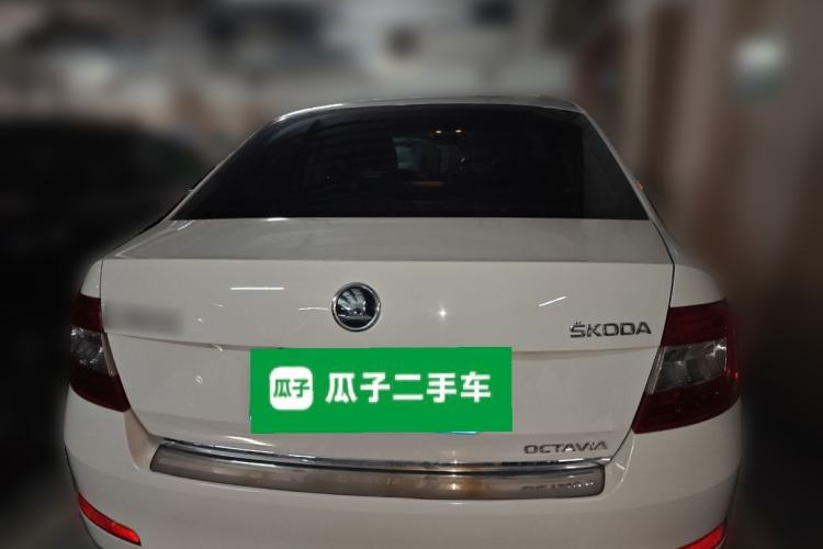 Used Skoda Octavia 2016 1.6L Automatic Smart Drive Edition Rear