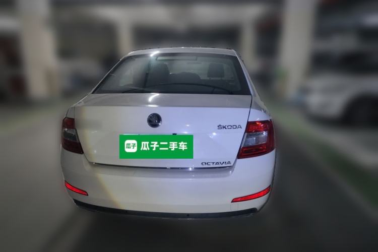 Used Skoda Octavia 2016 1.6L Automatic Smart Drive Edition Rear