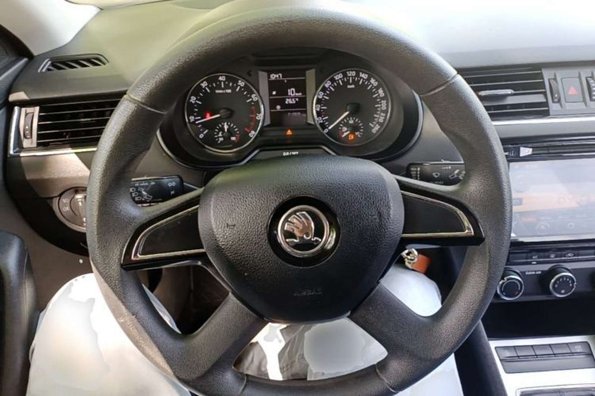 Used Skoda Octavia 2016 1.6L Manual Trend Edition Steering Wheel