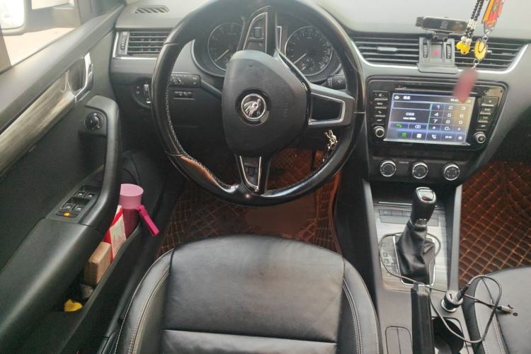 Used Skoda Octavia 2016 1.6L Automatic Smart Drive Edition Steering Wheel