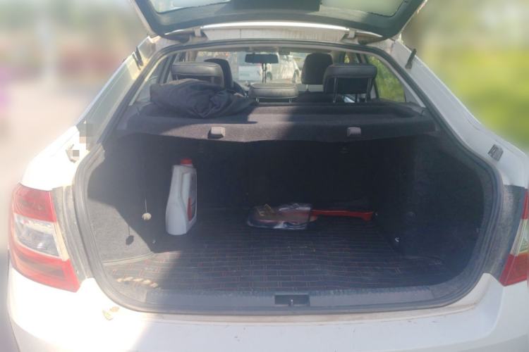 Used Skoda Octavia 2016 1.6L Automatic Chuanxing Edition Trunk