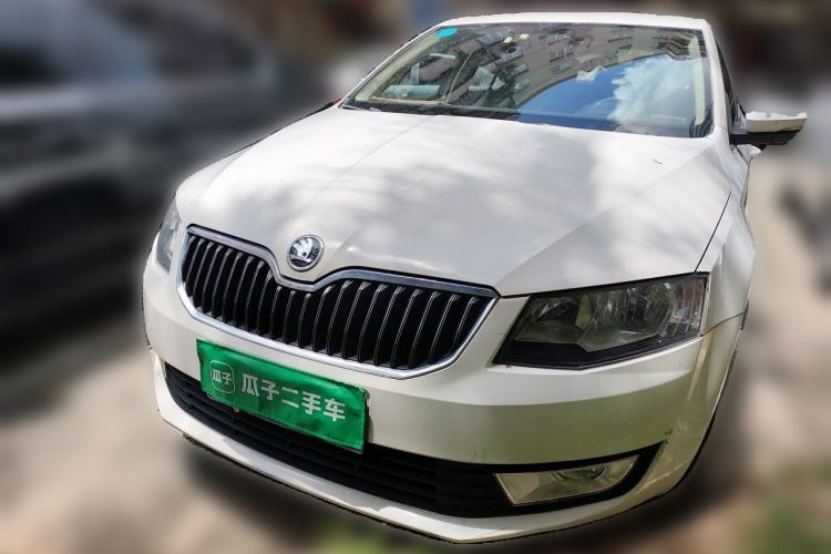 Used Skoda Octavia 2016 1.6L Automatic Chuanxing Edition Guazi used car, China used car export, Used car for sale, Used  cars, Cheapest cars for sale