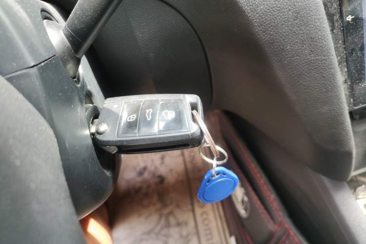 Used Skoda Octavia 2016 1.6L Automatic Smart Drive Edition Vehicle Key