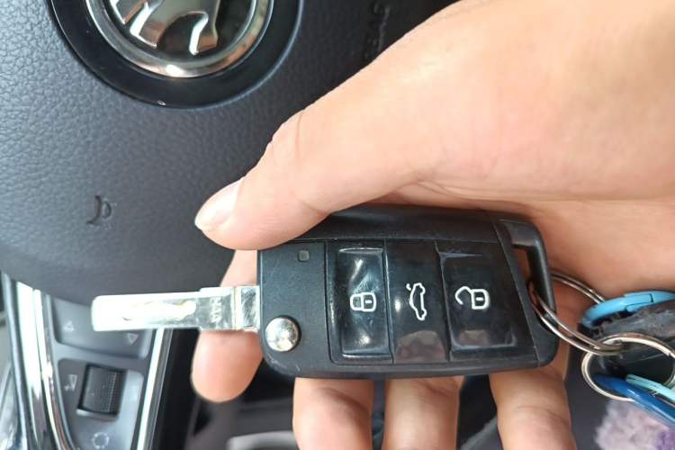 Used Skoda Octavia 2016 TSI280 DSG Smart Drive Edition Vehicle Key