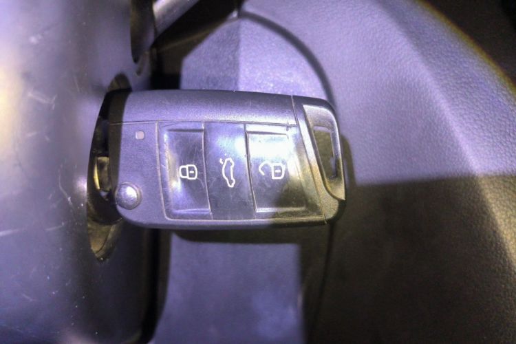 Used Skoda Octavia 2016 1.6L Automatic Smart Drive Edition Vehicle Key