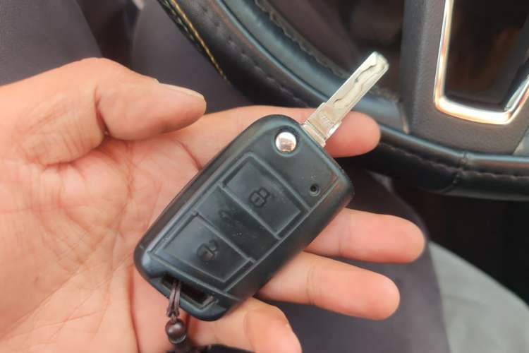 Used Skoda Octavia 2016 1.6L Automatic Smart Drive Edition Vehicle Key