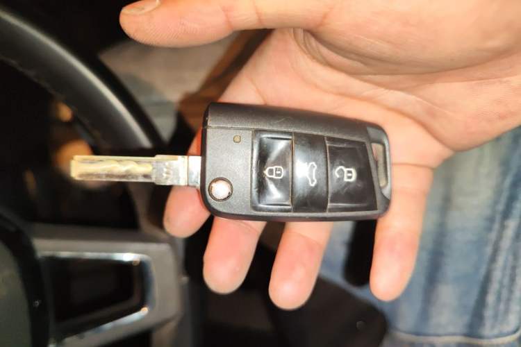 Used Skoda Octavia 2016 1.6L Automatic Smart Drive Edition Vehicle Key