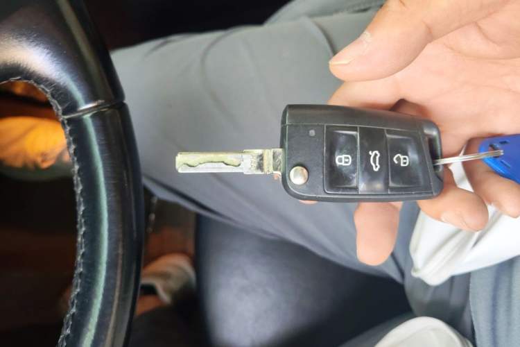Used Skoda Octavia 2016 1.6L Automatic Smart Drive Edition Vehicle Key
