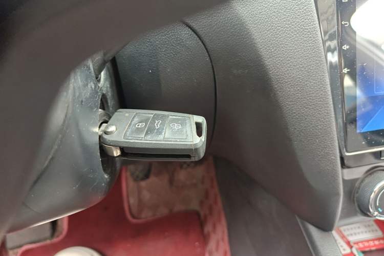 Used Skoda Octavia 2016 1.6L Manual Trend Edition Vehicle Key