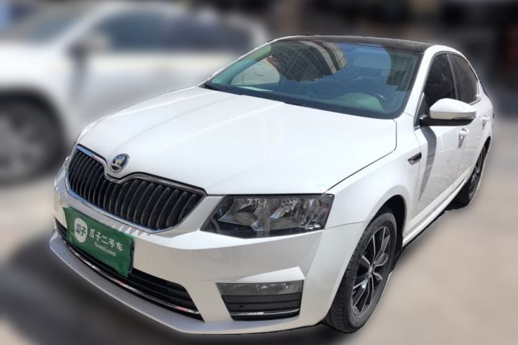Used Skoda Octavia 2016 1.6L Automatic Smart Drive Edition Guazi used car, China used car export, Used car for sale, Used cars, Cheapest cars for sale