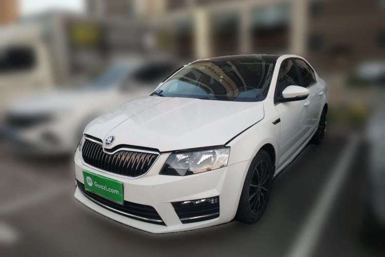 Used Skoda Octavia 2016 1.6L Manual Smart Drive Version Guazi used car, China used car export, Used car for sale, Used cars, Cheapest cars for sale