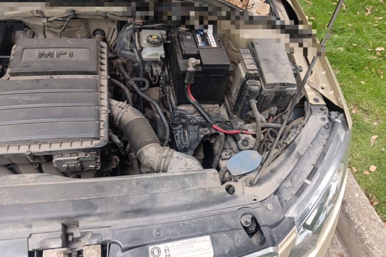 Used Skoda Octavia 2016 1.6L Automatic Smart Drive Edition Engine Bay Left