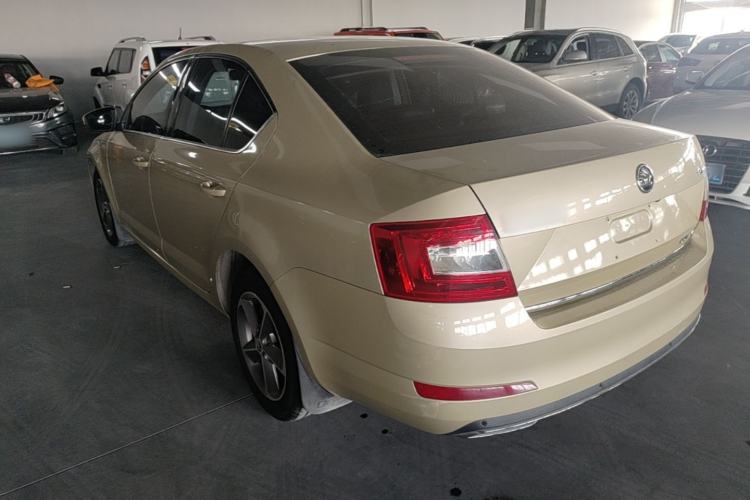 Used Skoda Octavia 2016 1.6L Automatic Smart Drive Edition Rear Left 45 Deg
