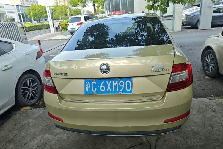 Used Skoda Octavia 2016 1.6L Automatic Smart Drive Edition Rear