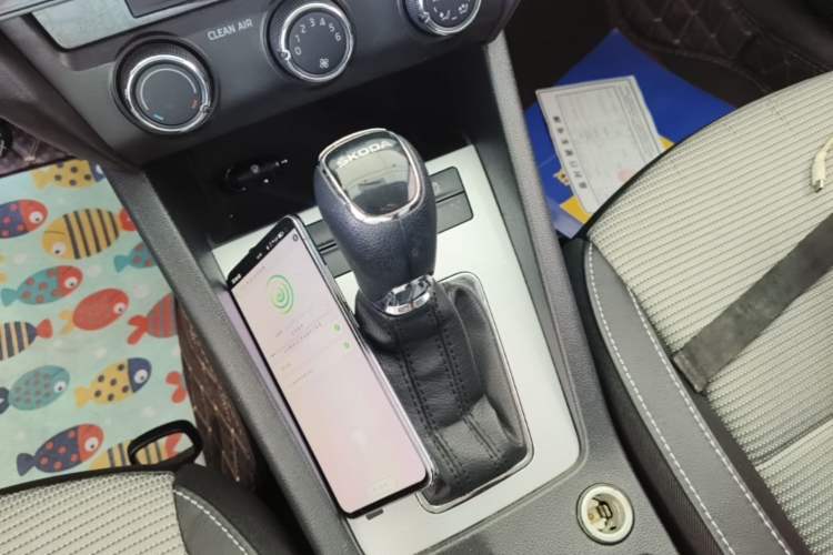 Used Skoda Octavia 2017 1.6L Automatic Chuanxing Edition Gear Lever