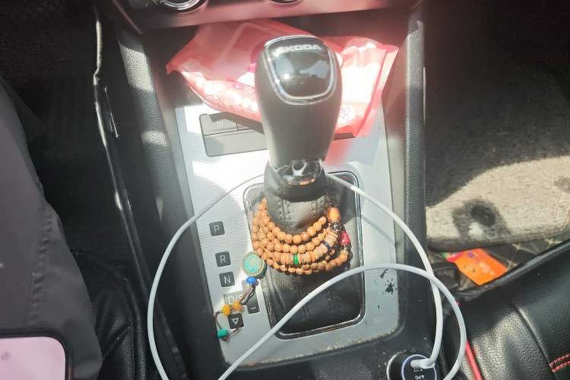 Used Skoda Octavia 2017 1.6L Automatic Chuanxing Edition Gear Lever