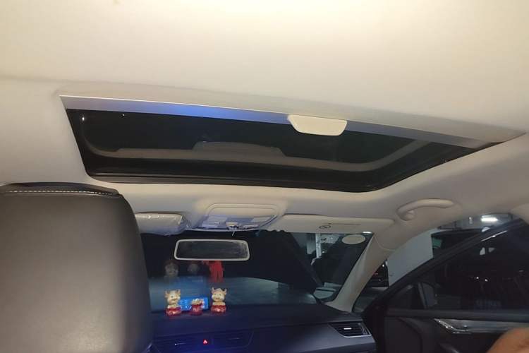 Used Skoda Octavia 2017 TSI280 DSG Smart Drive Edition Headliner