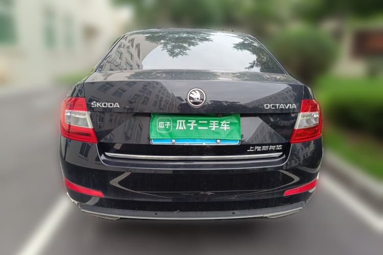Used Skoda Octavia 2017 1.6L Automatic Smart Drive Edition Rear